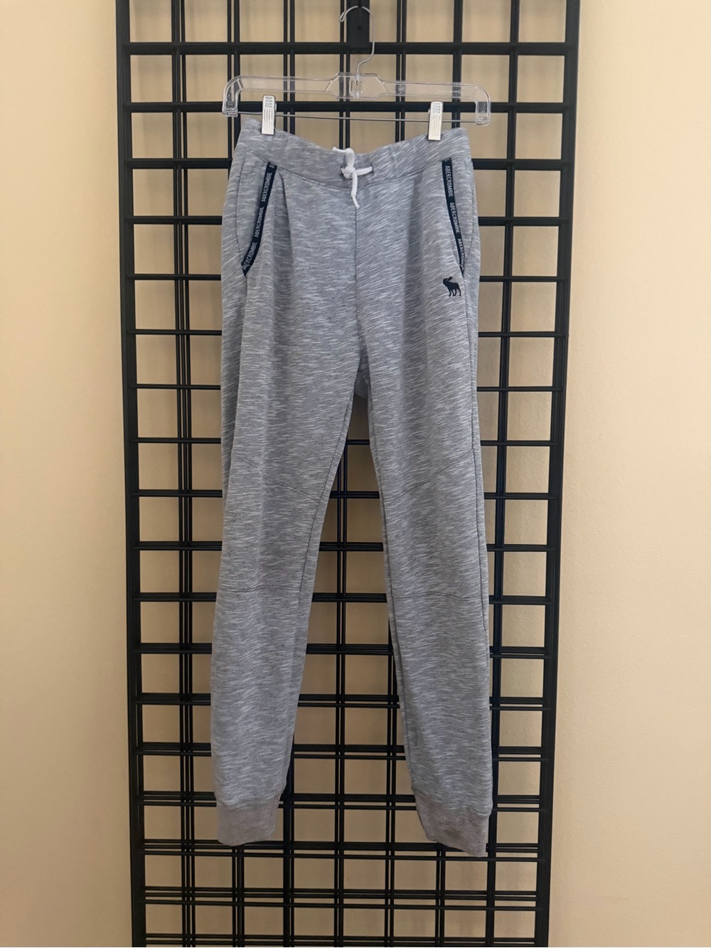 Abercrombie & Fitch Gray Kids Jogger Sweatpants with Navy Accents Size 15/16
